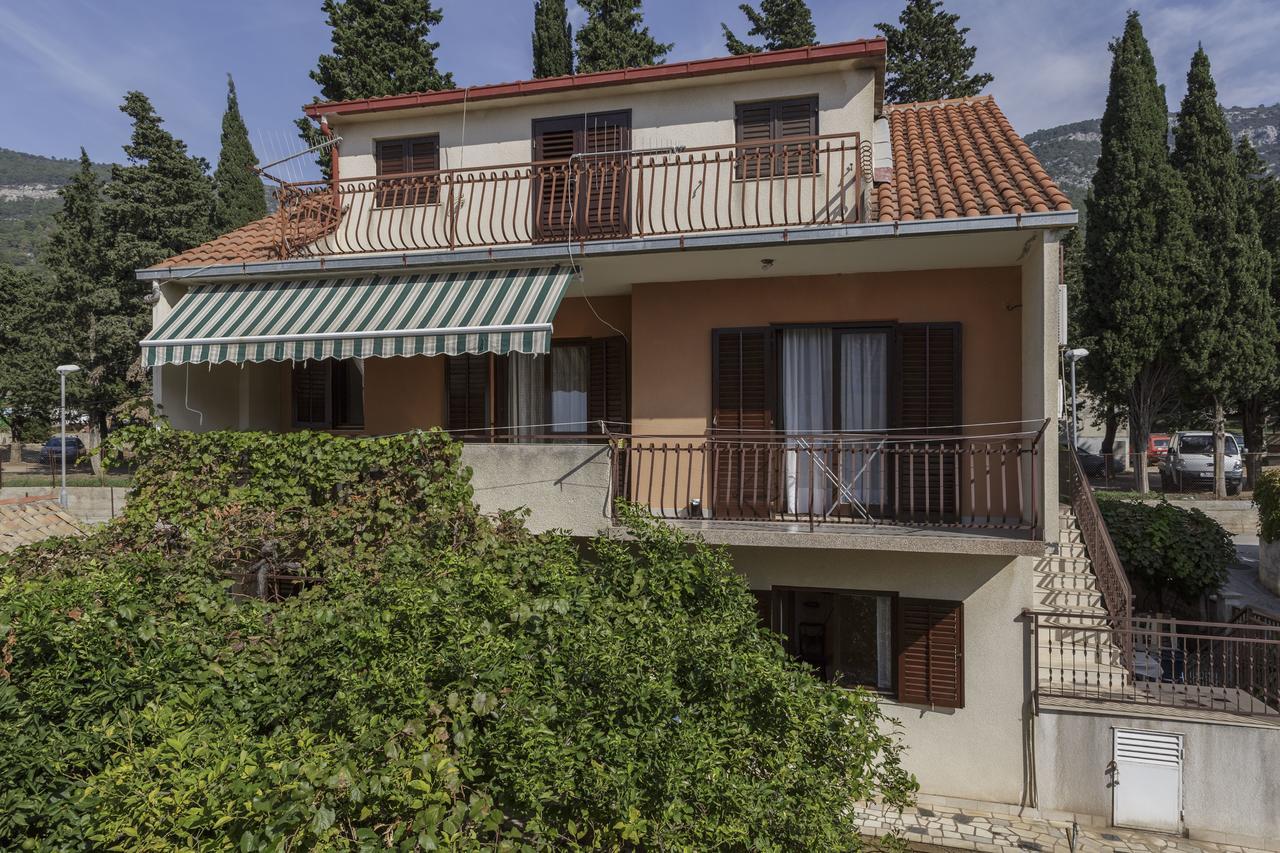 Apartmani Jordana Komiža Екстериор снимка